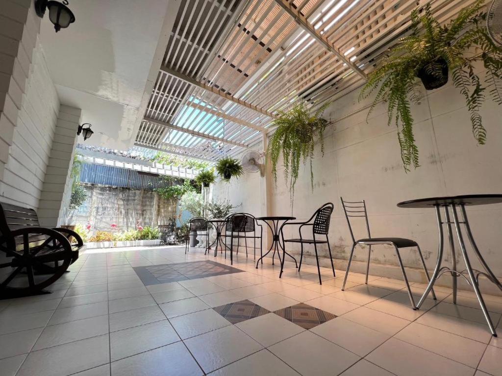 מלון Ban Thungdang Housetel בנגקוק מראה חיצוני תמונה