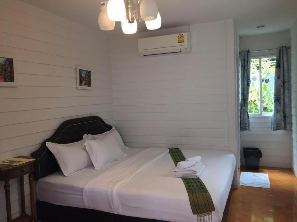 מלון Ban Thungdang Housetel בנגקוק מראה חיצוני תמונה