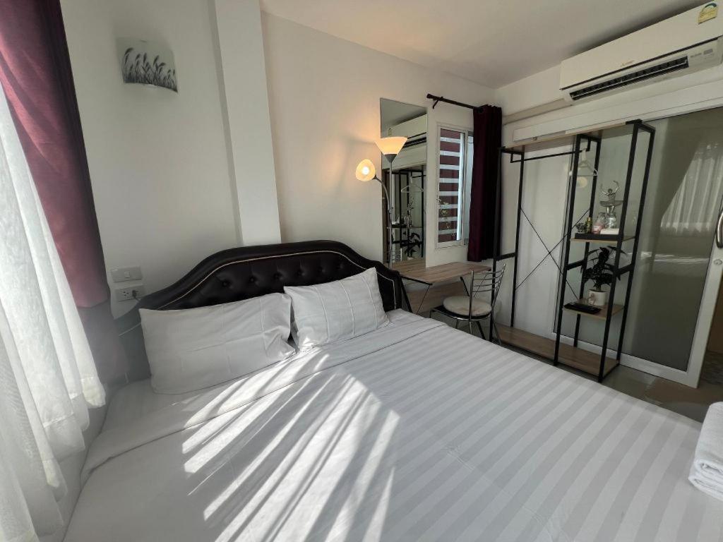 מלון Ban Thungdang Housetel בנגקוק מראה חיצוני תמונה