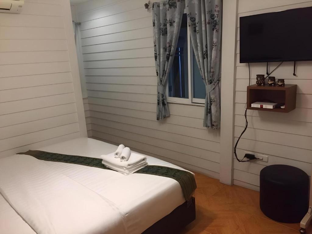 מלון Ban Thungdang Housetel בנגקוק מראה חיצוני תמונה